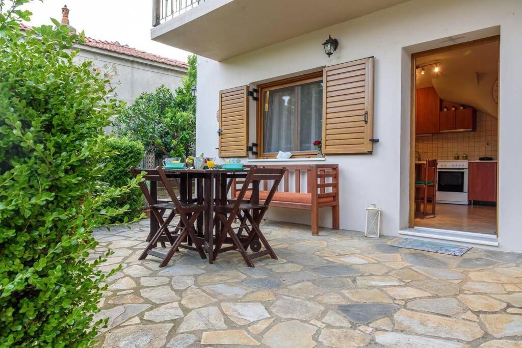 Small House With Garden & View Promirion Zewnętrze zdjęcie